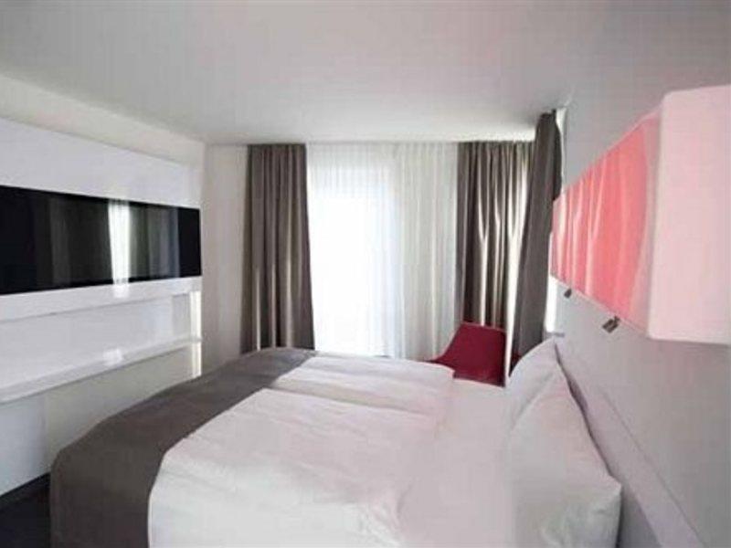 Hotel Dormero Frankfurt 4*